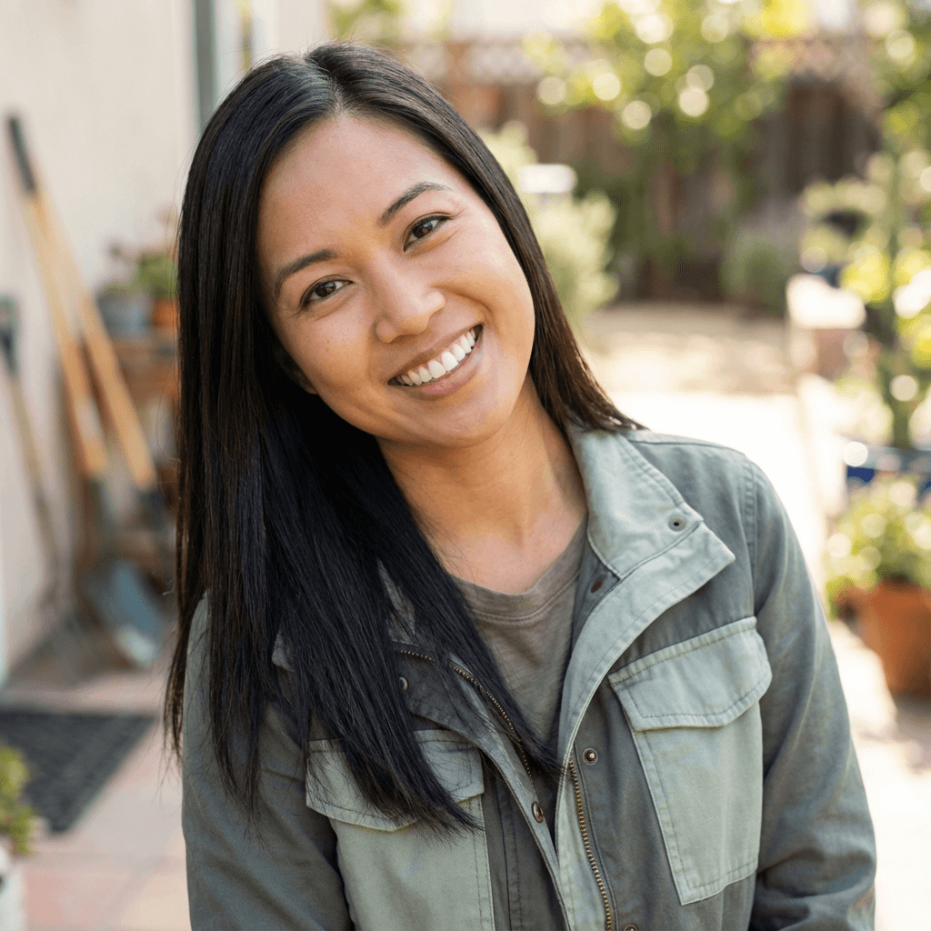 Female homeowner in her late 30s, White, relaxed genuine smile
